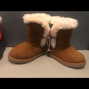 To Cute toddler boots